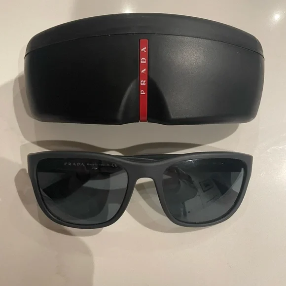 PRADA SUNGLASSES - Picture 2 of 5